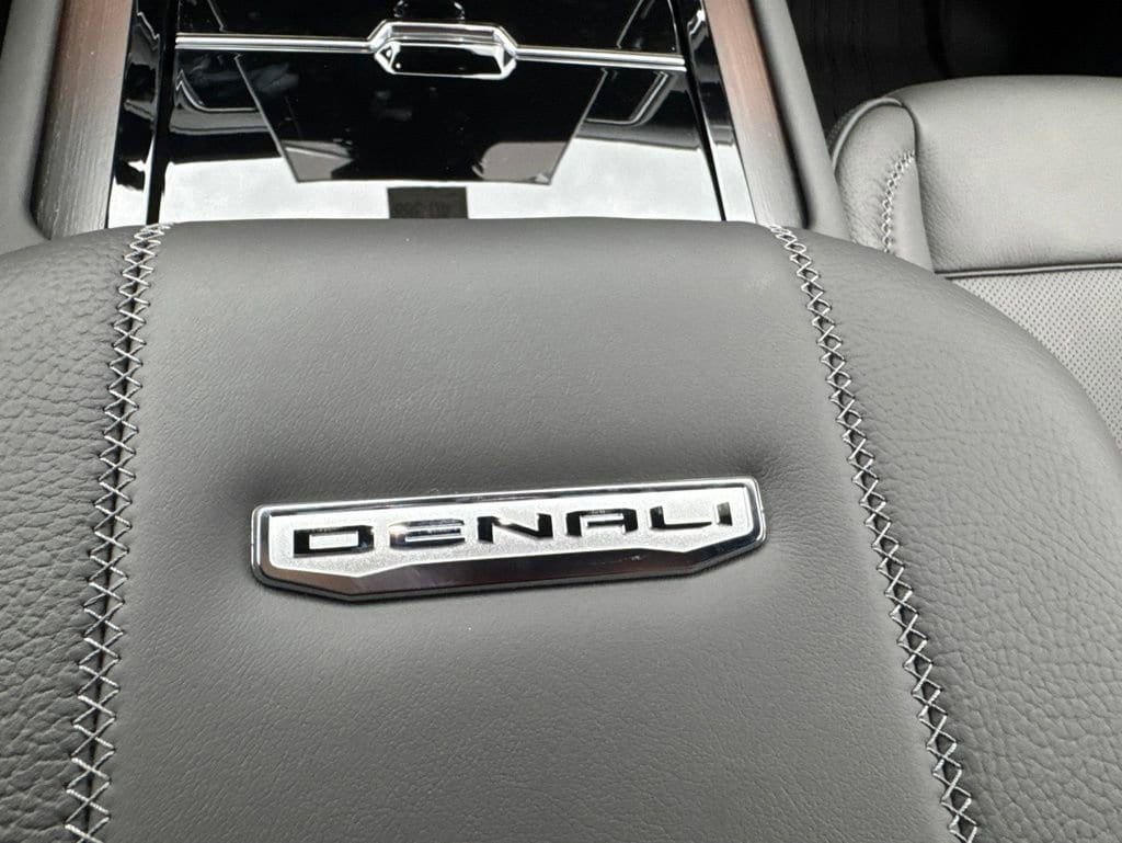 2026 GMC Yukon XL Denali - Photo 79
