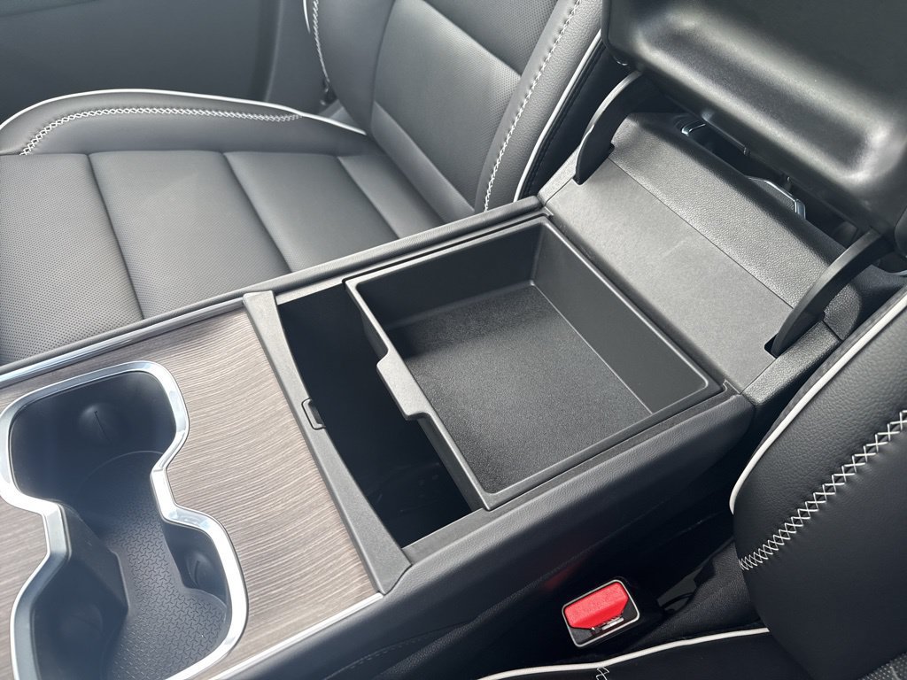 2026 GMC Acadia Denali - Photo 43