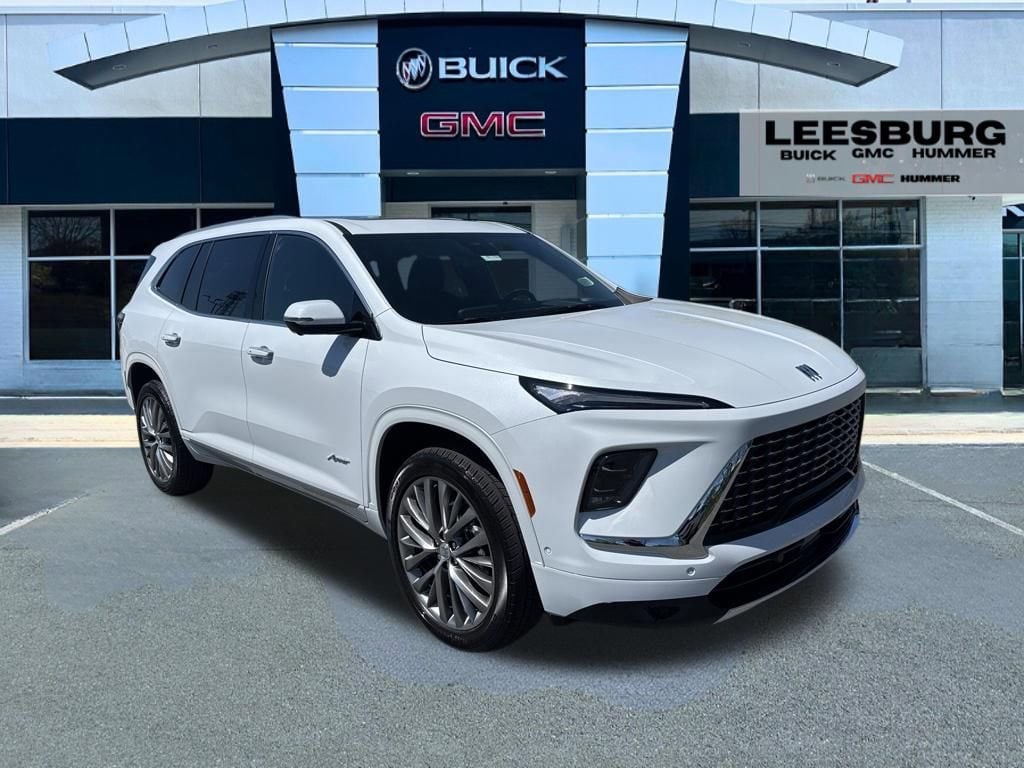 2026 Buick Enclave Avenir AWD's photo