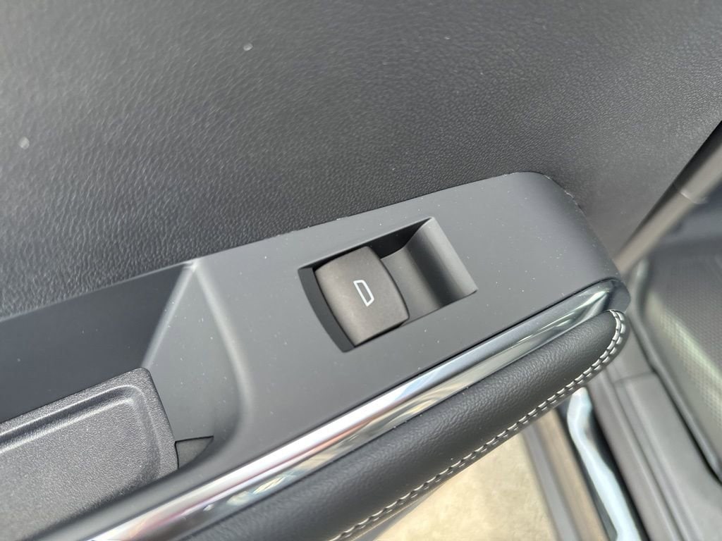2025 GMC Acadia Elevation - Photo 43