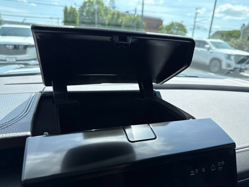 2026 GMC Yukon XL Denali - Photo 34