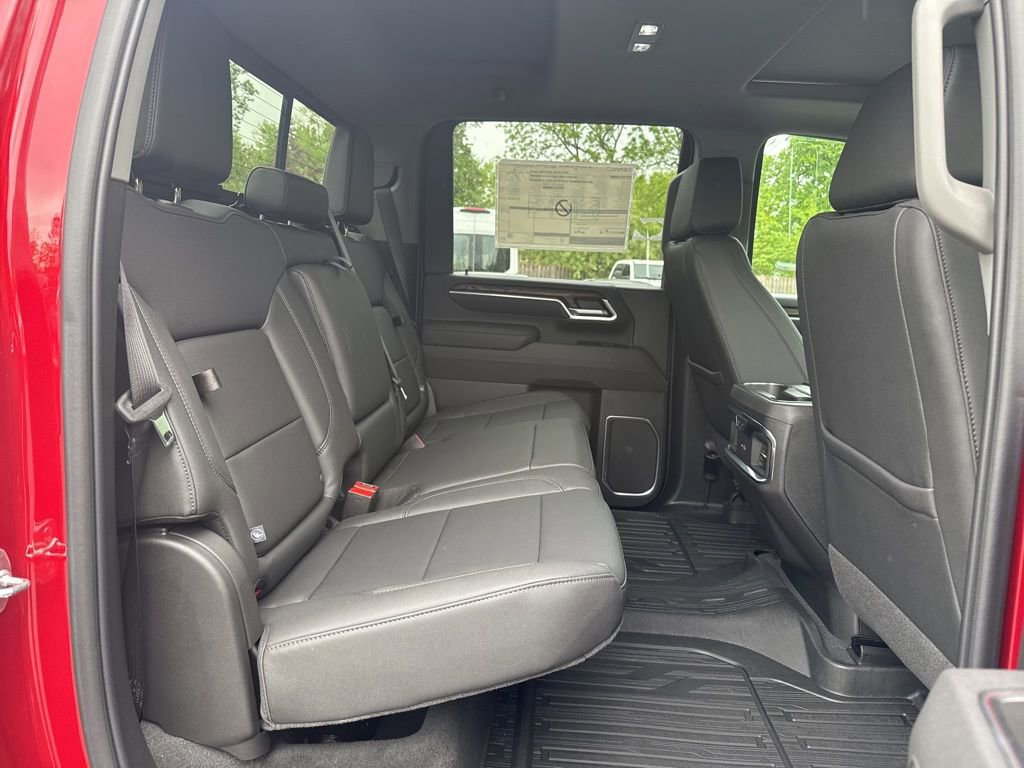 2025 GMC Sierra 2500HD SLT - Photo 12