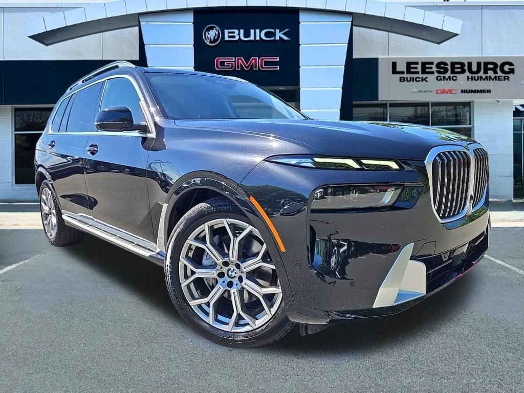 2025 BMW X7 xDrive40i's photo