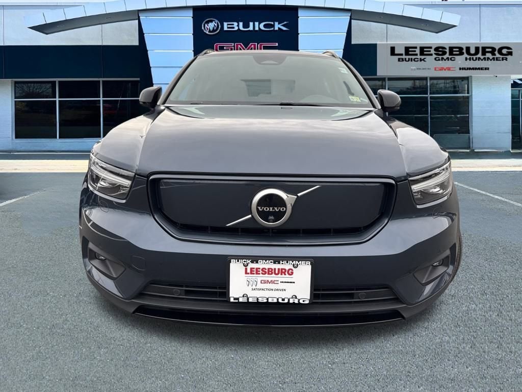 Used 2022 Volvo XC40 Plus with VIN YV4ED3UR8N2642611 for sale in Leesburg, VA