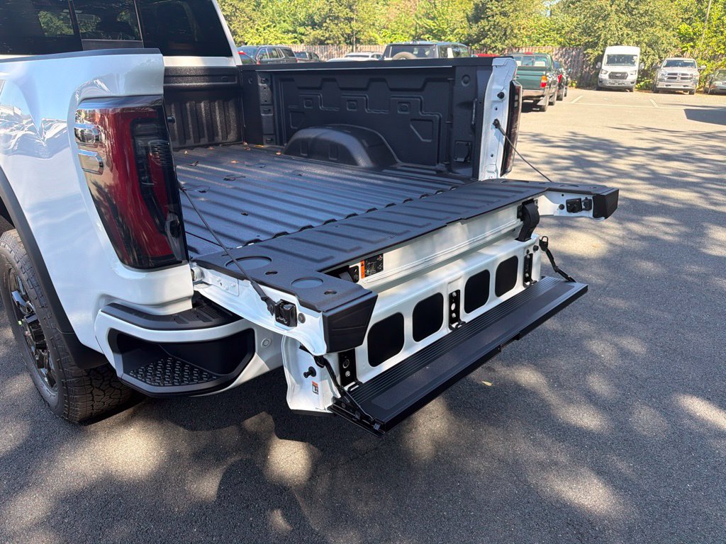 2026 GMC Sierra 2500HD AT4 - Photo 39