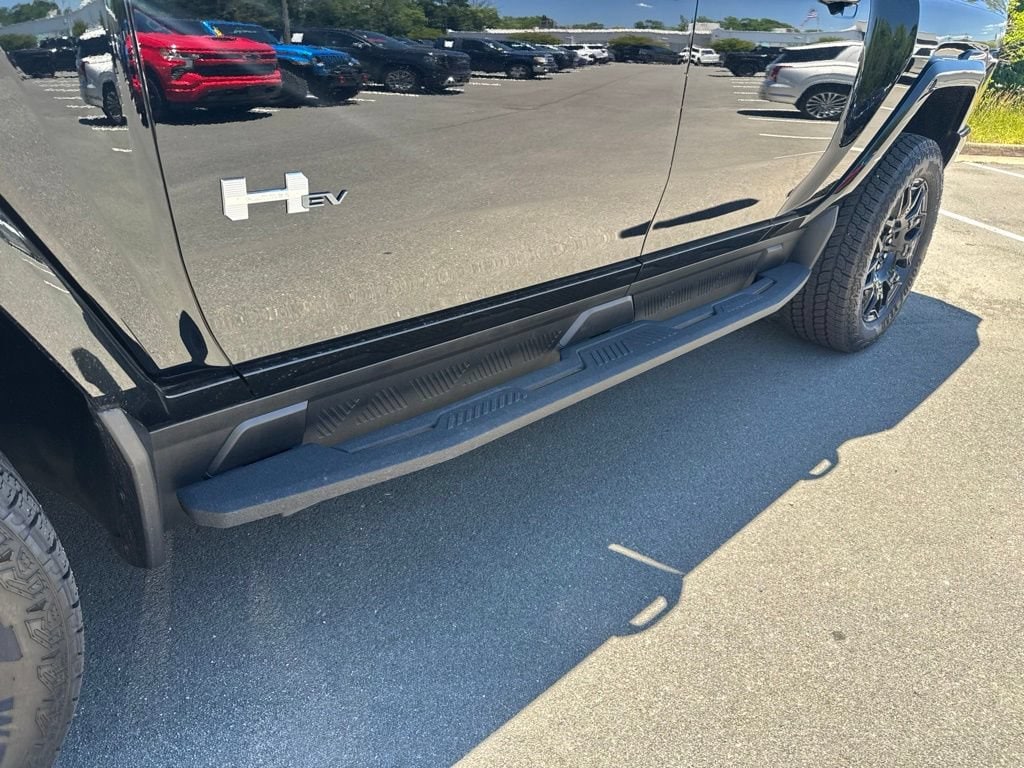 2026 GMC HUMMER EV 2X - Photo 18
