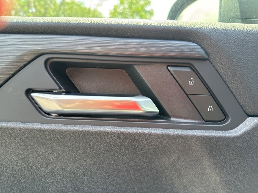 2025 GMC Acadia Elevation - Photo 23