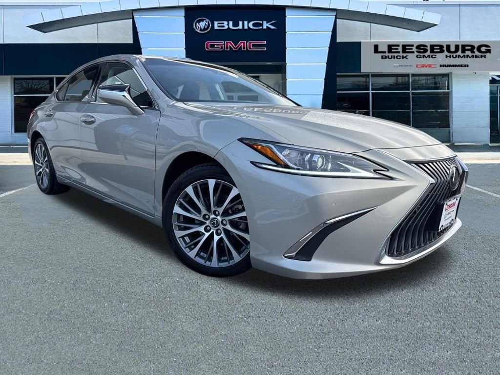 2021 Lexus ES 350's photo