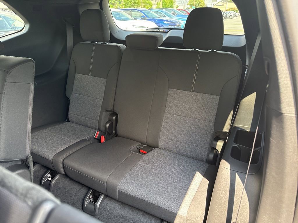2025 GMC Acadia Elevation - Photo 12