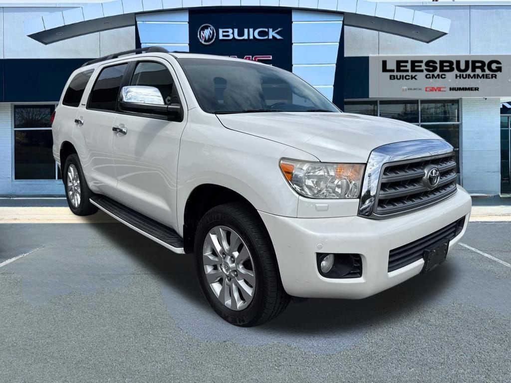 2014 Toyota Sequoia 5.7 Auto 4WD Platinum's photo