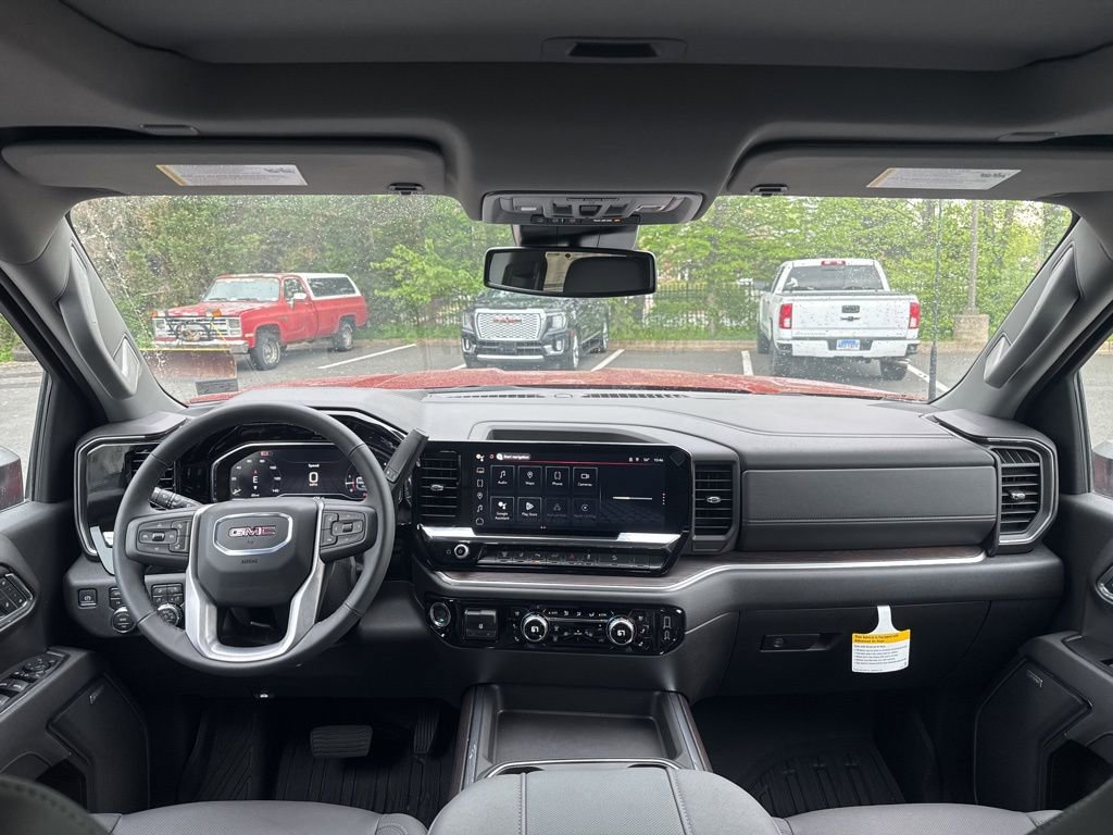2025 GMC Sierra 2500HD SLT - Photo 14