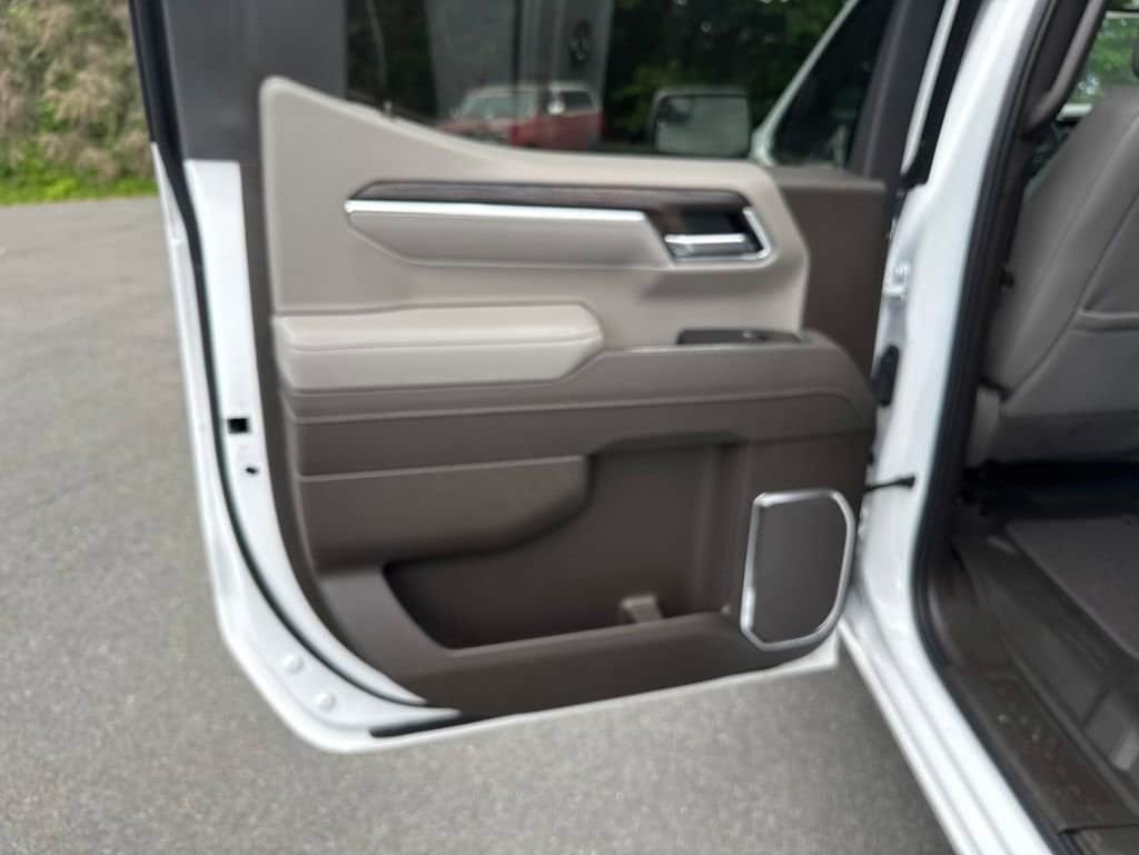 2026 GMC Sierra 1500 SLT - Photo 41
