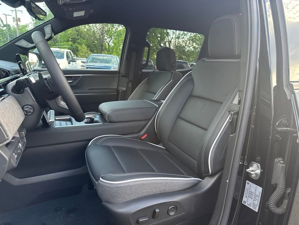 2026 GMC Sierra EV Elevation - Photo 9