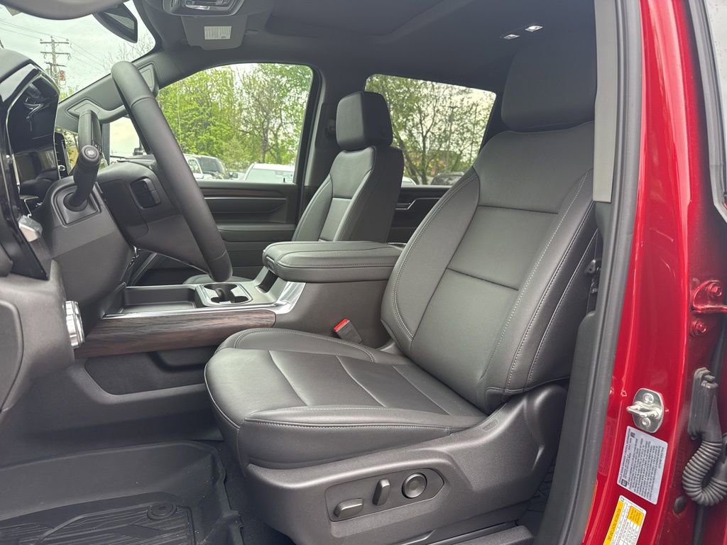 2025 GMC Sierra 2500HD SLT - Photo 10