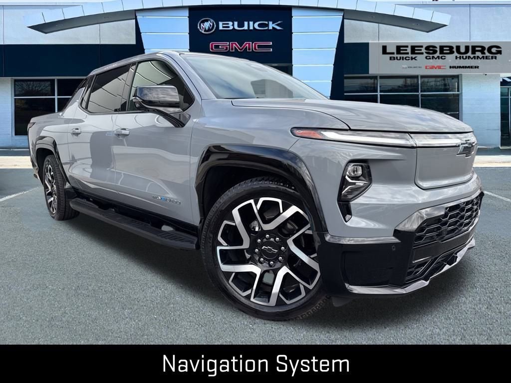 2025 Chevrolet Silverado EV RST's photo