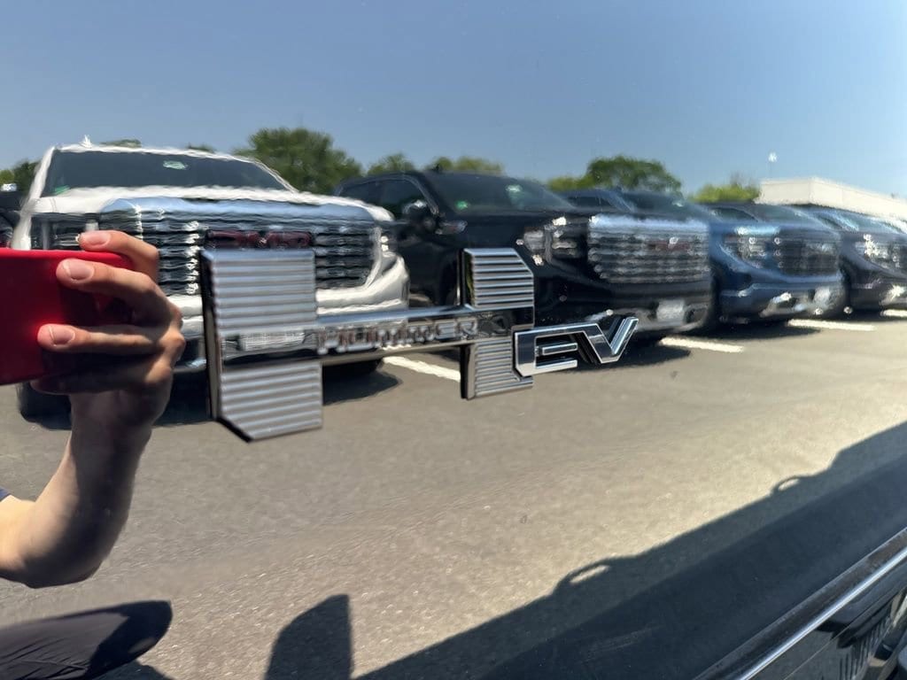 2025 GMC HUMMER EV 2X - Photo 64