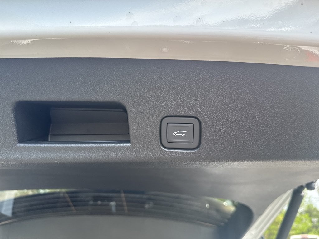 2026 GMC Acadia Denali - Photo 60