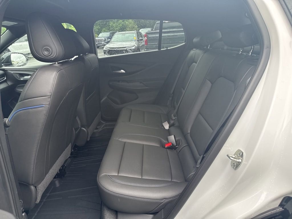 2026 Buick Envista Sport Touring - Photo 11