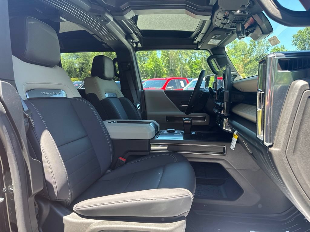 2026 GMC HUMMER EV 2X - Photo 14
