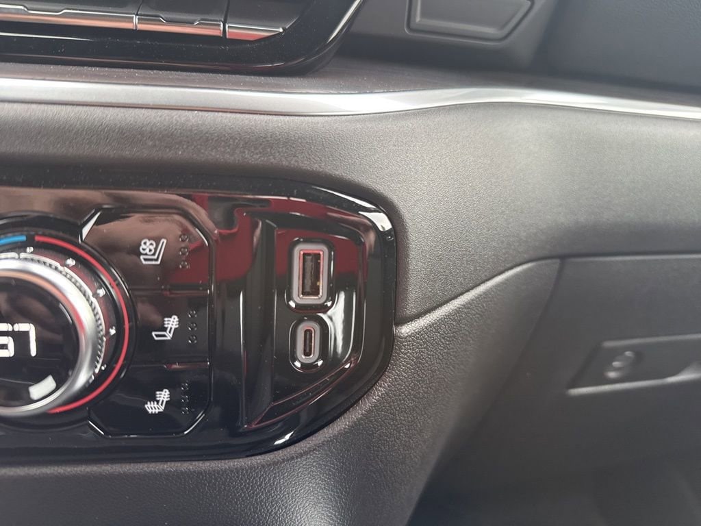 2025 GMC Sierra 2500HD SLT - Photo 31