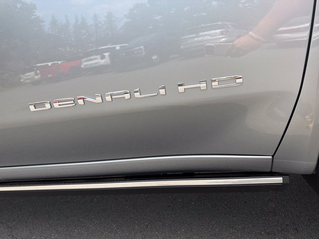 2026 GMC Sierra 2500HD Denali Ultimate - Photo 9