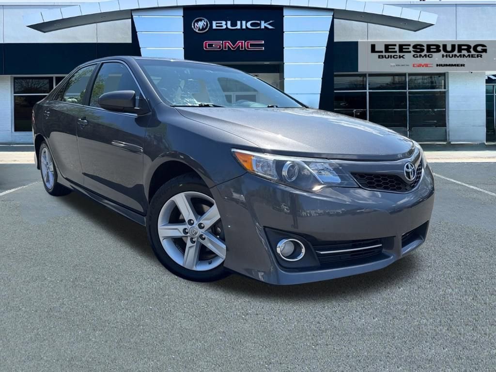 2012 Toyota Camry SE