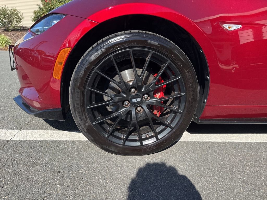 2021 Mazda MX-5 Miata Miata photo 2