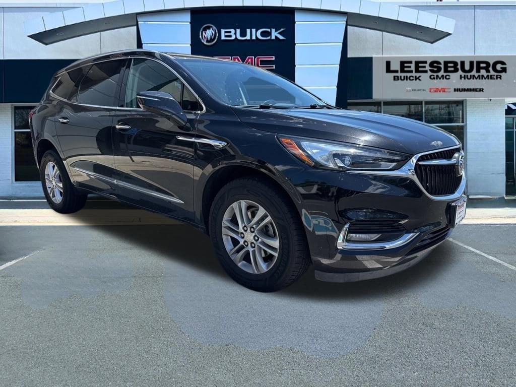 2018 Buick Enclave Essence's photo