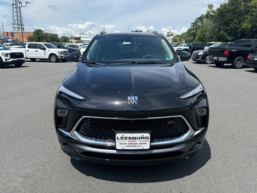 2026 Buick Encore GX Sport Touring photo 2