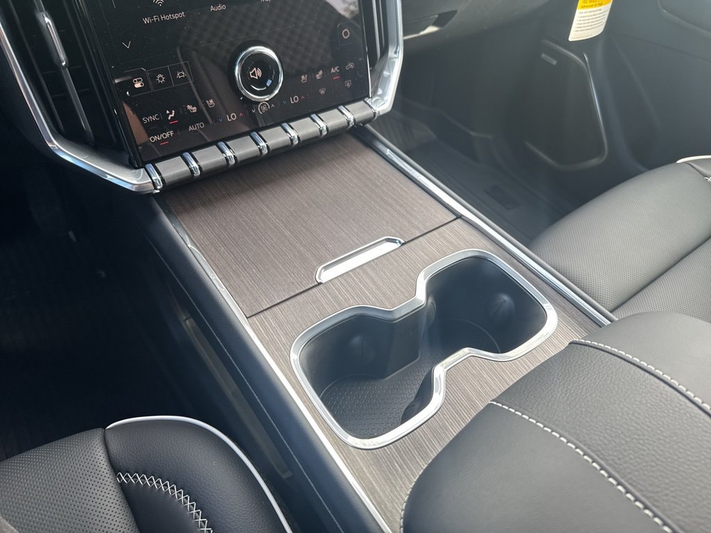 2026 GMC Acadia Denali - Photo 38