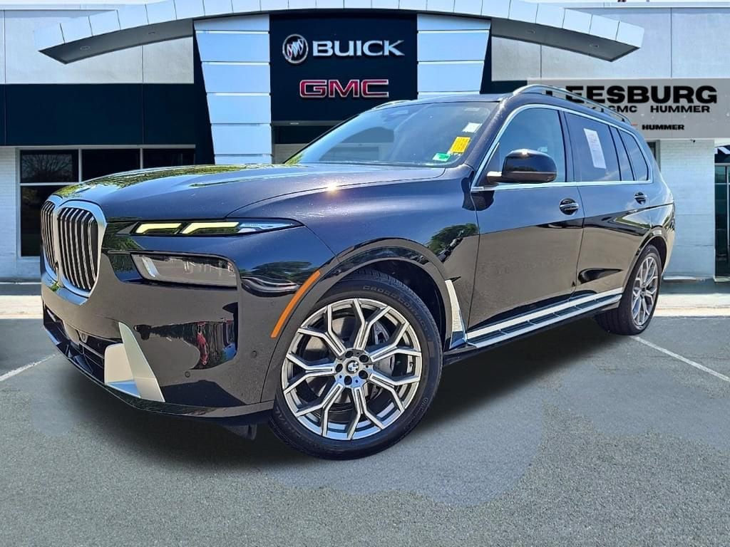2025 BMW X7 xDrive40i's photo