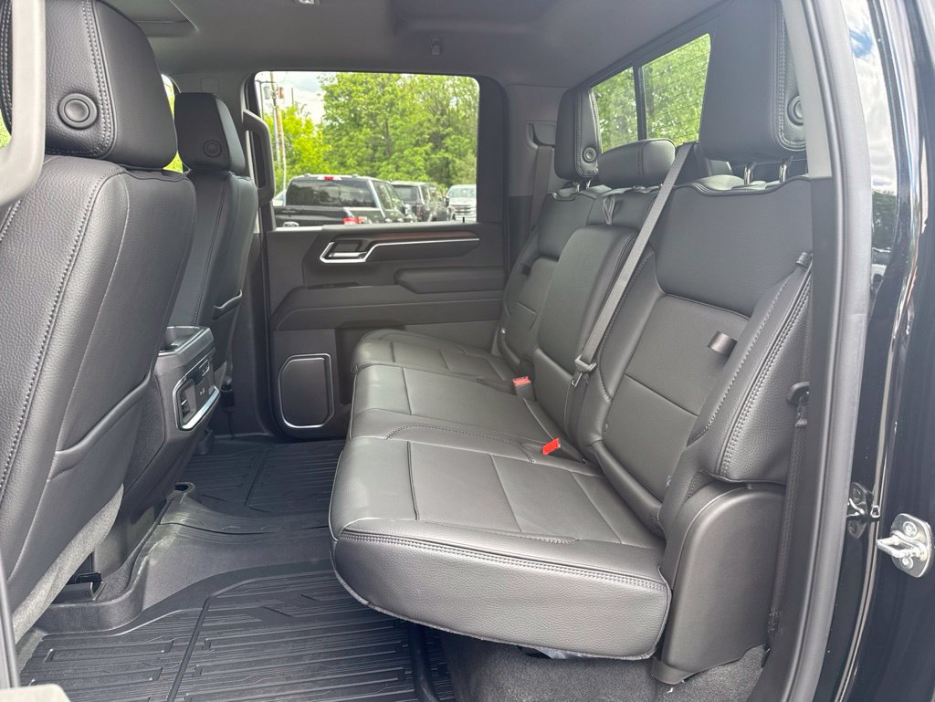 2026 GMC Sierra 2500HD Denali - Photo 11