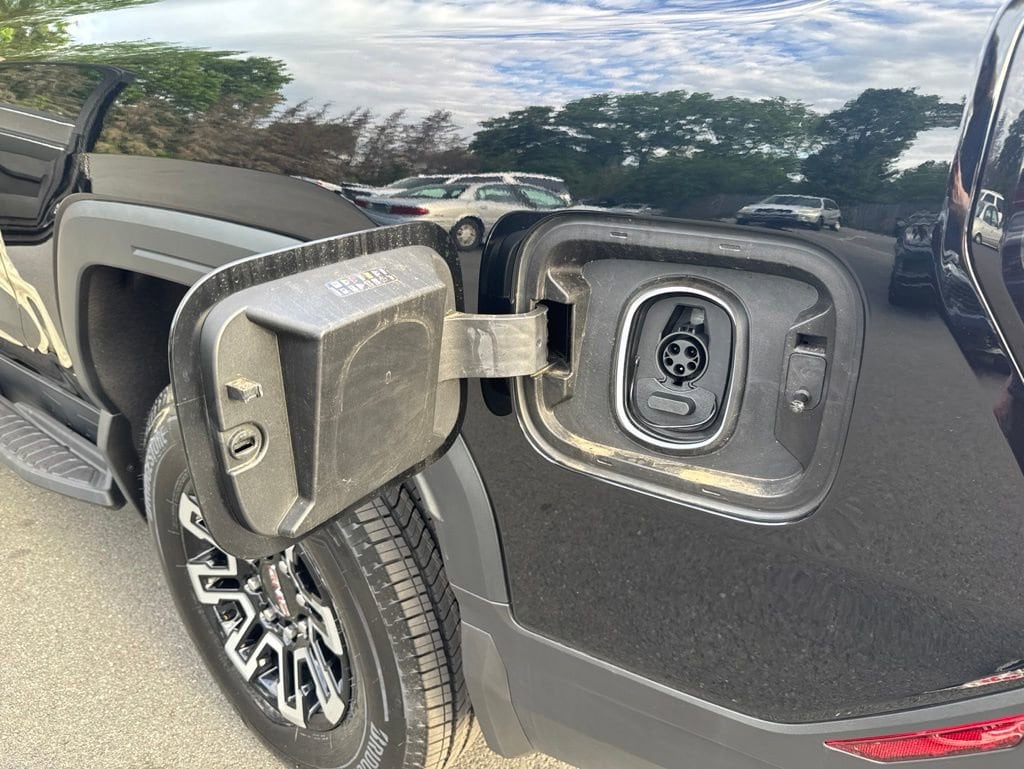 2026 GMC Sierra EV Elevation - Photo 67