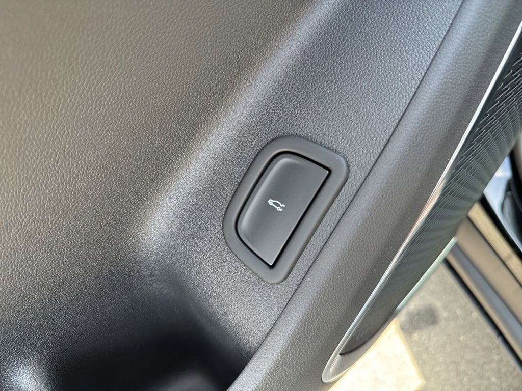 2025 GMC Acadia Elevation - Photo 24