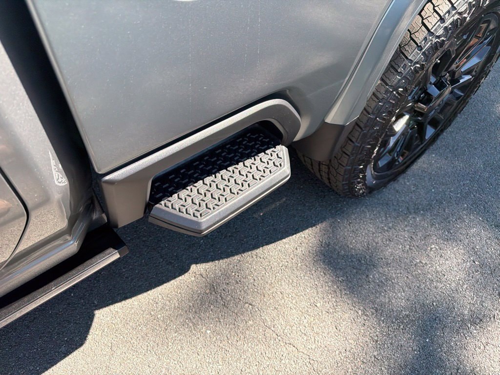 2026 GMC Sierra 2500HD Denali Ultimate - Photo 11