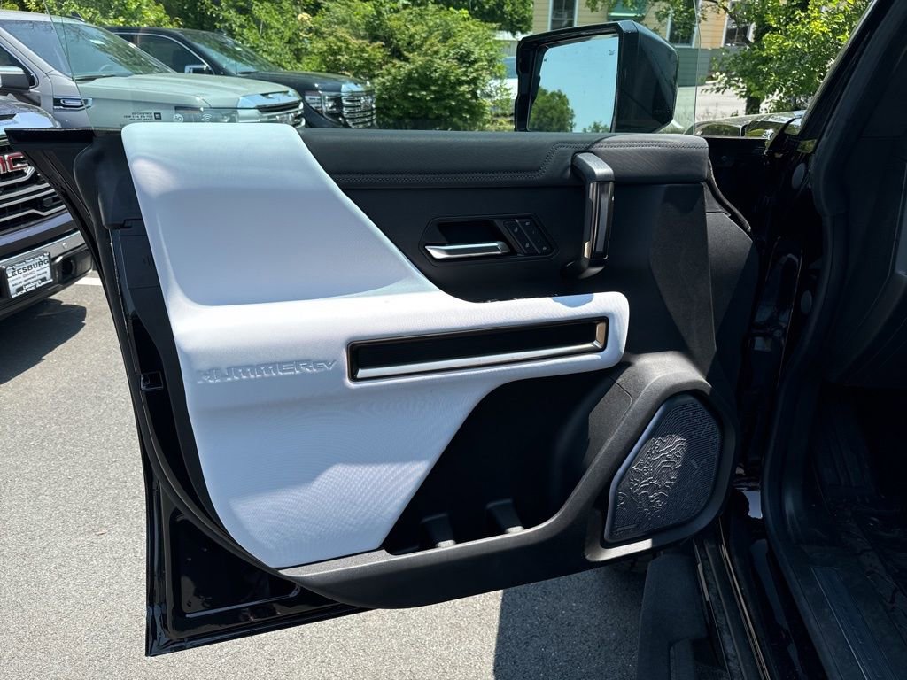 2025 GMC HUMMER EV 2X - Photo 19