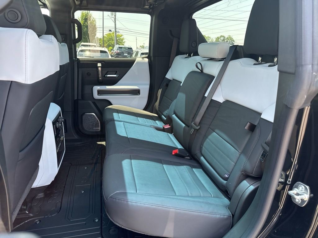 2025 GMC HUMMER EV 2X - Photo 11