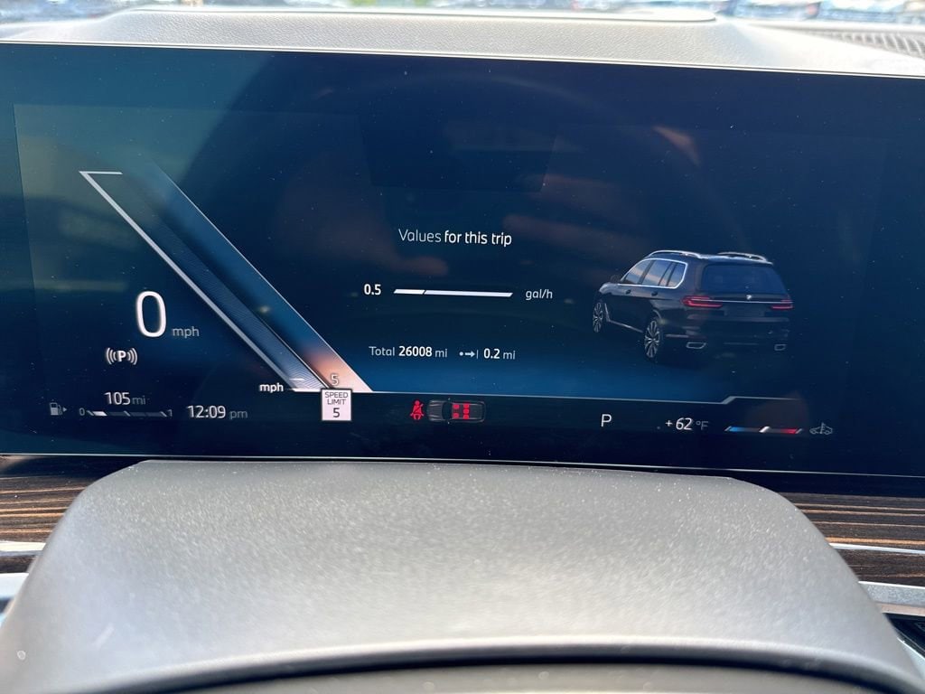 2025 BMW X7 xDrive40i's photo