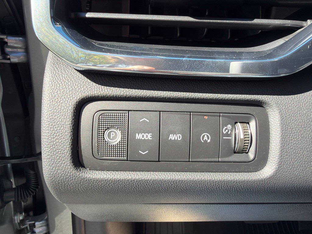 2027 GMC Acadia Elevation - Photo 18