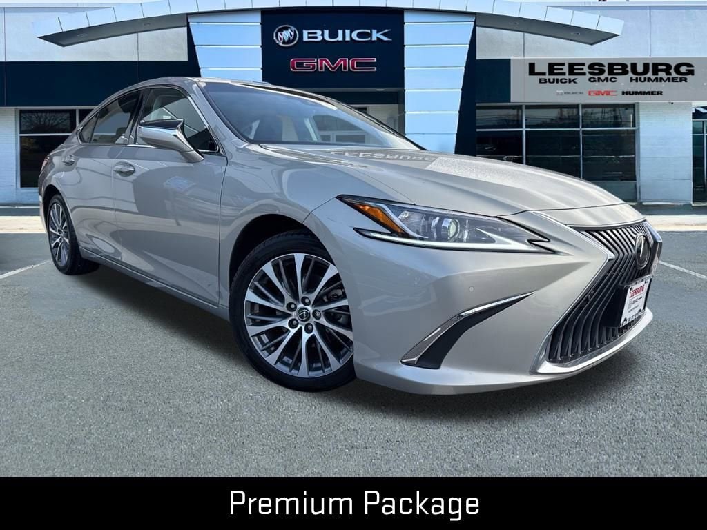 2021 Lexus ES 350's photo