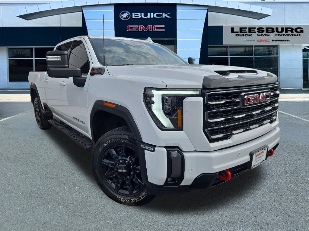 2024 GMC Sierra 4WD Crew Cab Standard Box AT4's photo