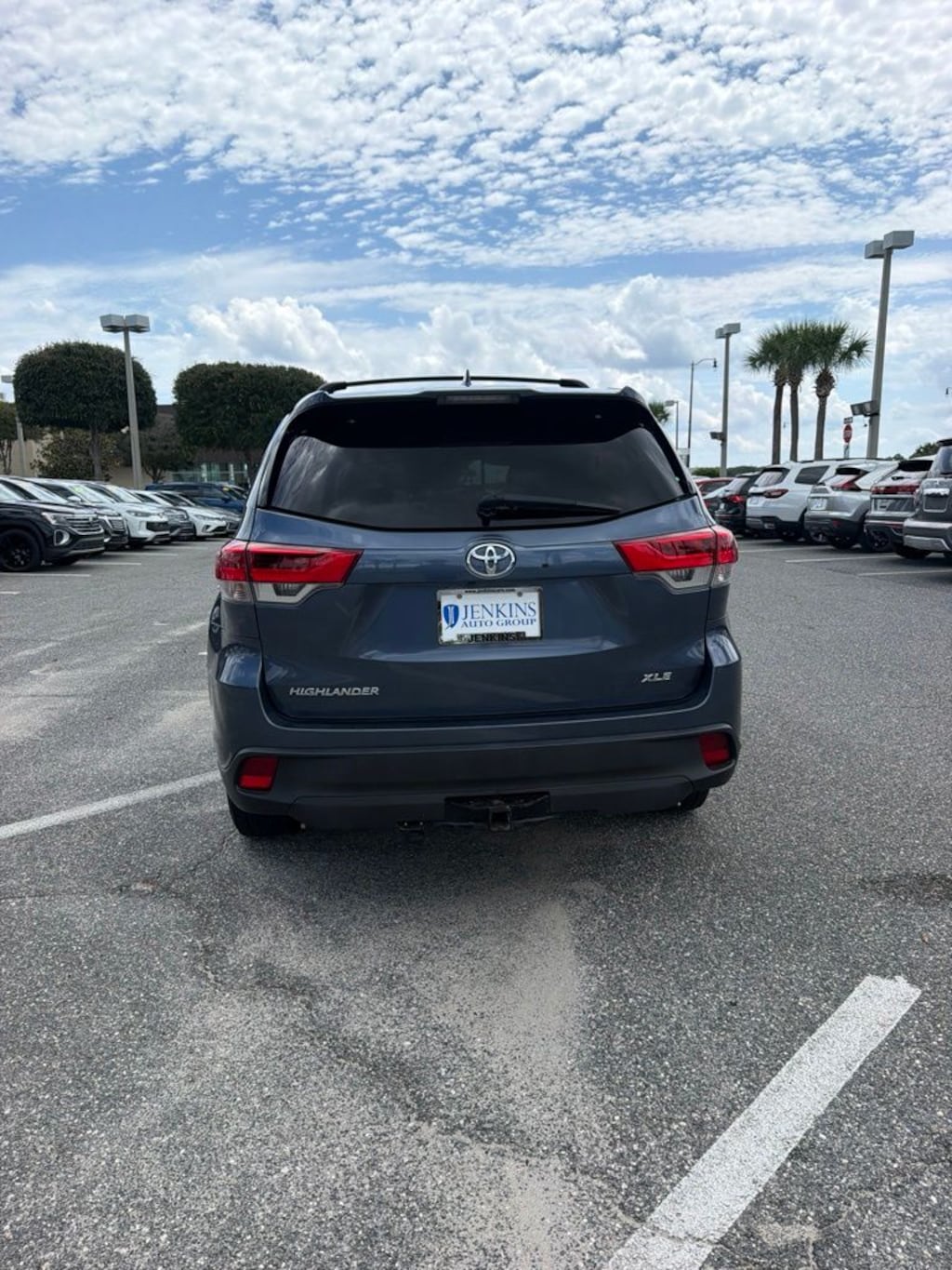 Used 2017 Toyota Highlander XLE SUV