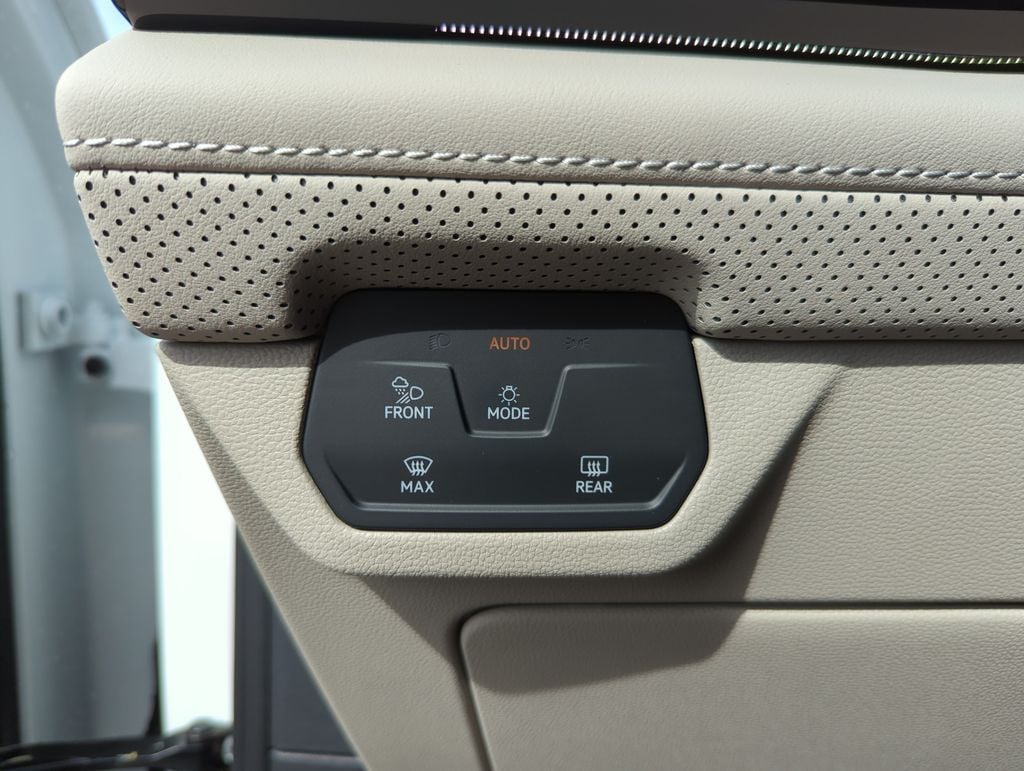 2026 Volkswagen Atlas SEL Premium R-Line - Photo 37