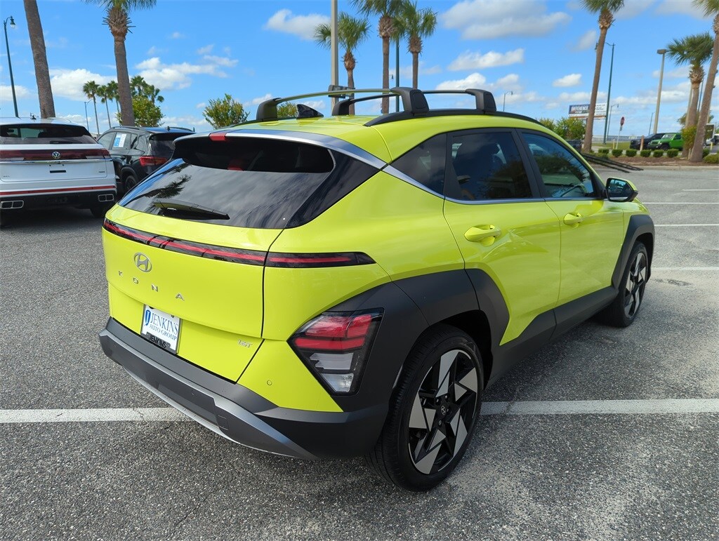 2024 Hyundai Kona Limited photo 3