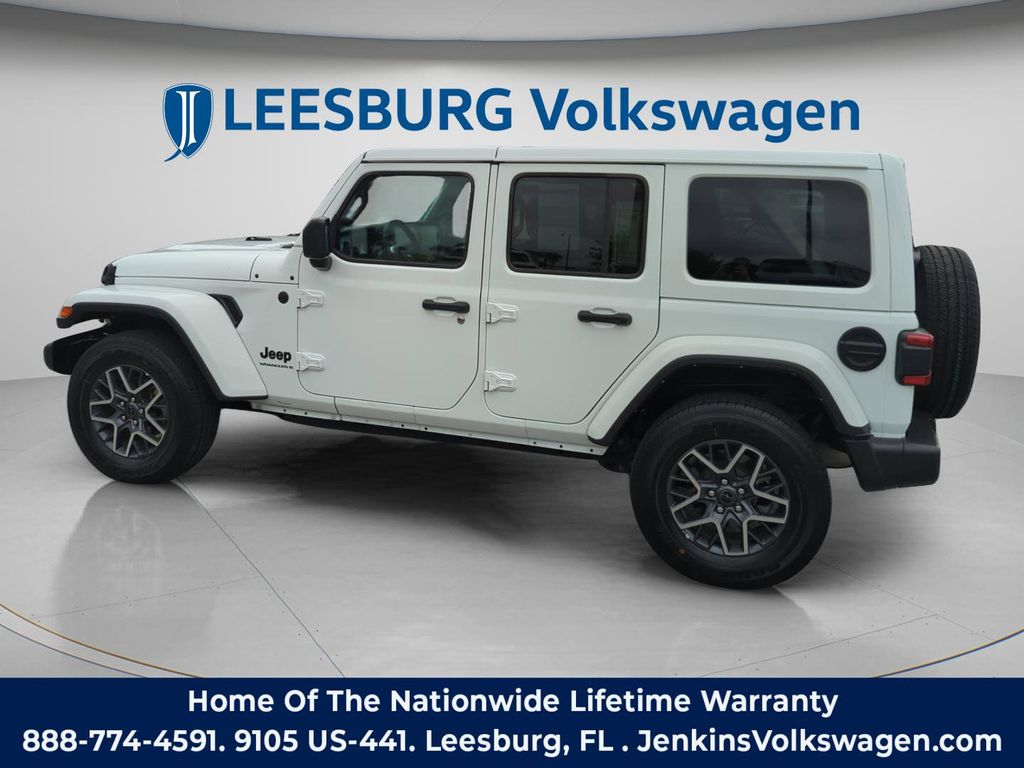 2025 Jeep Wrangler 4-Door Sahara - Photo 10