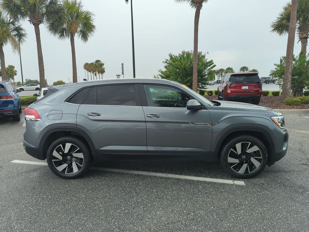 Used 2024 Volkswagen Atlas Cross Sport 2.0T SE w/Technology SUV