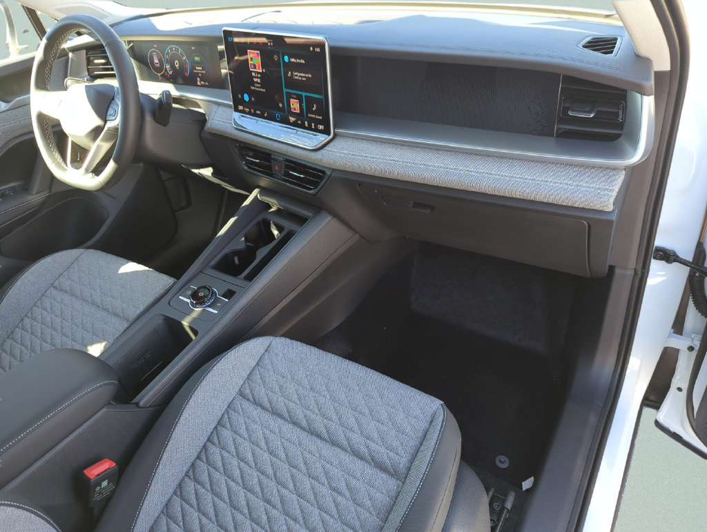 2026 Volkswagen Tiguan S - Photo 13