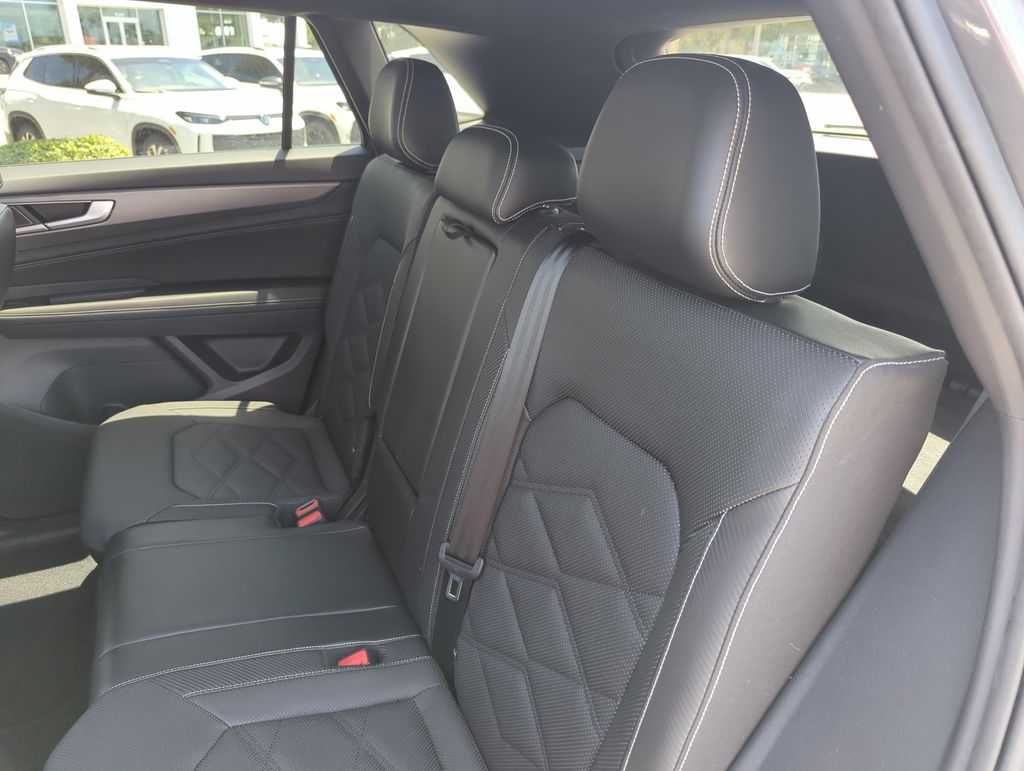 2024 Volkswagen Atlas Cross Sport SE - Photo 29