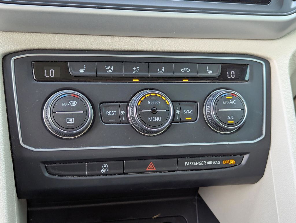 2021 Volkswagen Atlas SE w/Tech - Photo 38