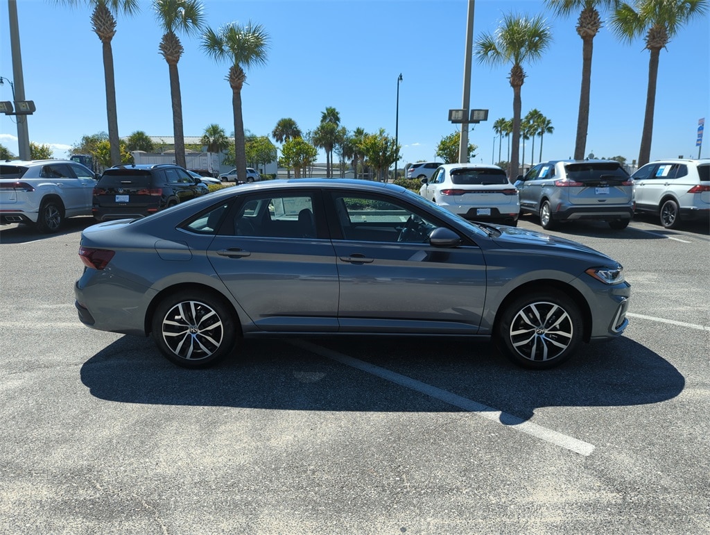 New 2026 Volkswagen Jetta 1.5T SE Sedan